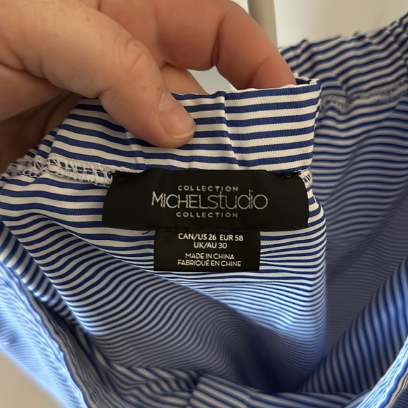 *Michel Studio size 26 sundress. Embroidered with collar and toe sleeves - Picture 3 of 7